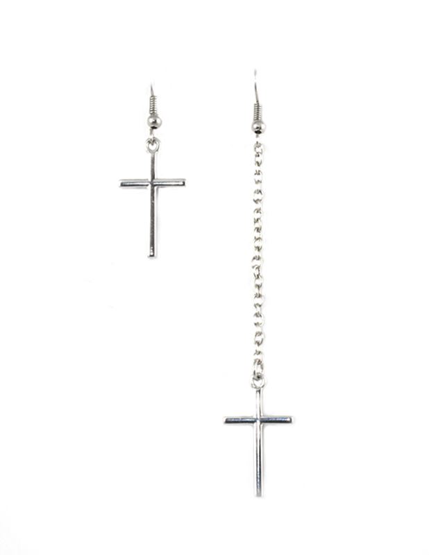 Örhängen - Cross Chain Earring Silver
