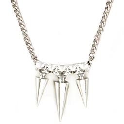 Halsband - Spike Rivet Silver Necklace